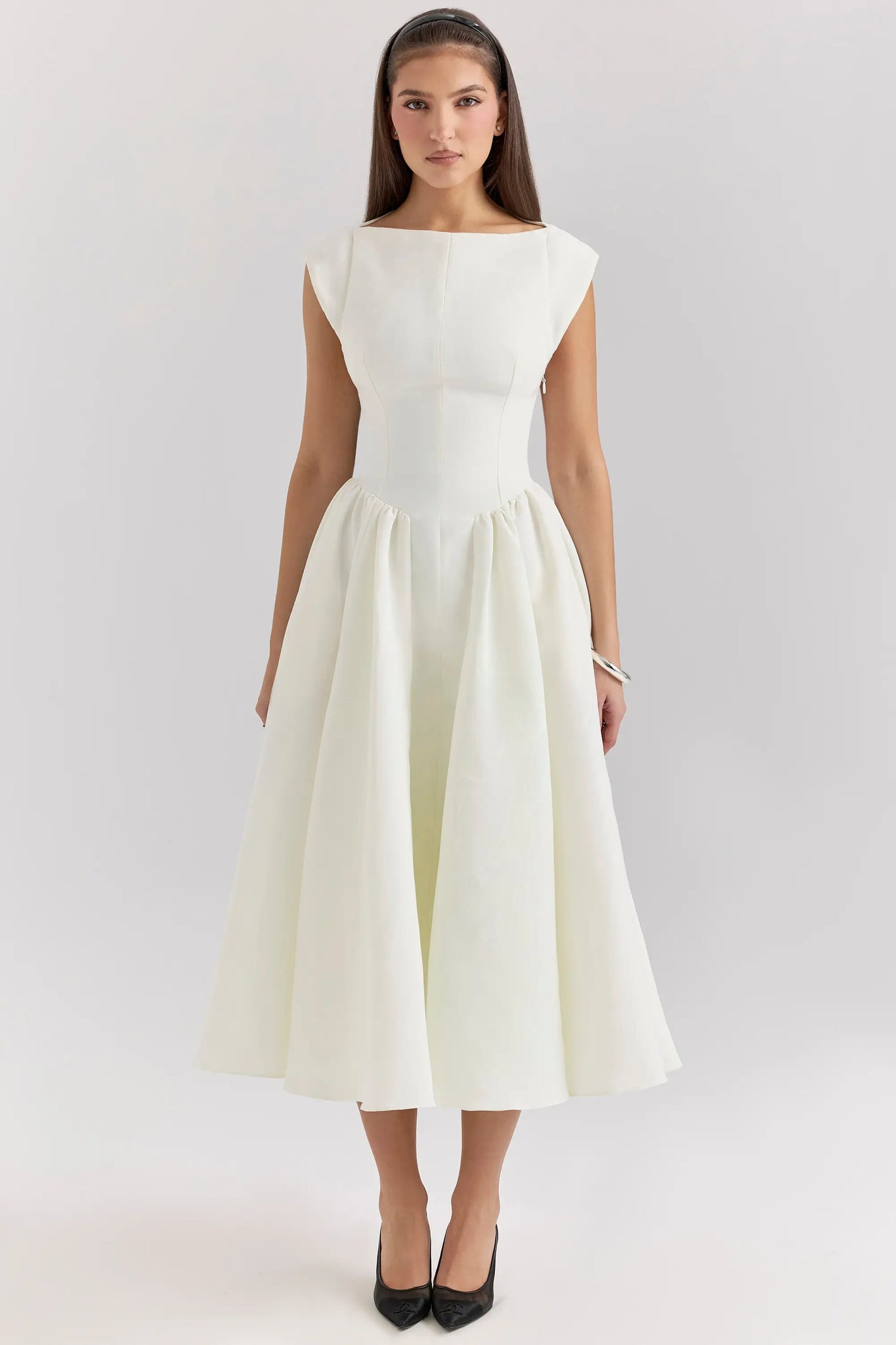 Vestido Midi Elegante - Modelo Valentina