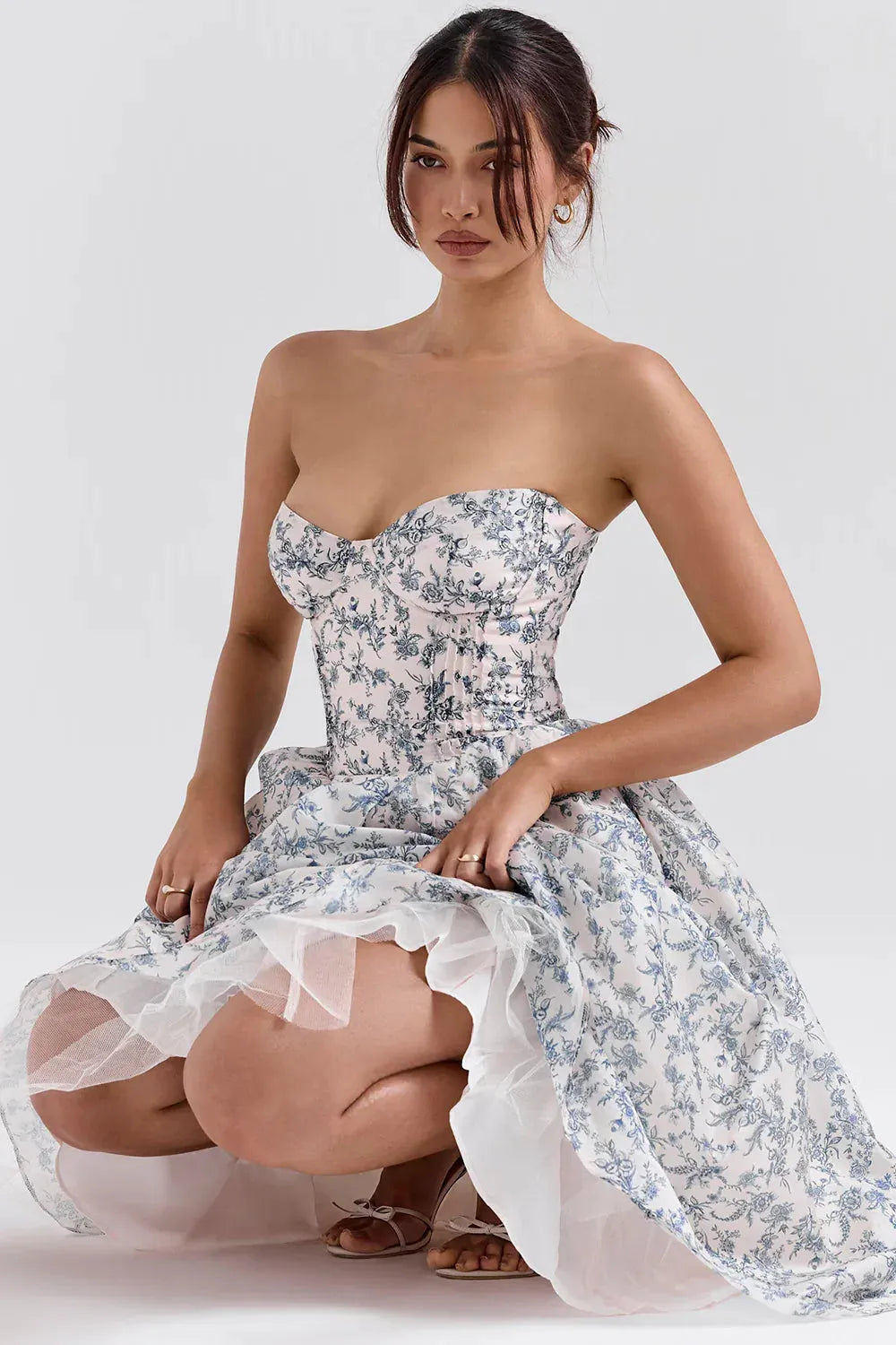 Vestido Midi Floral Elegante con Corset – Modelo Estefhanie