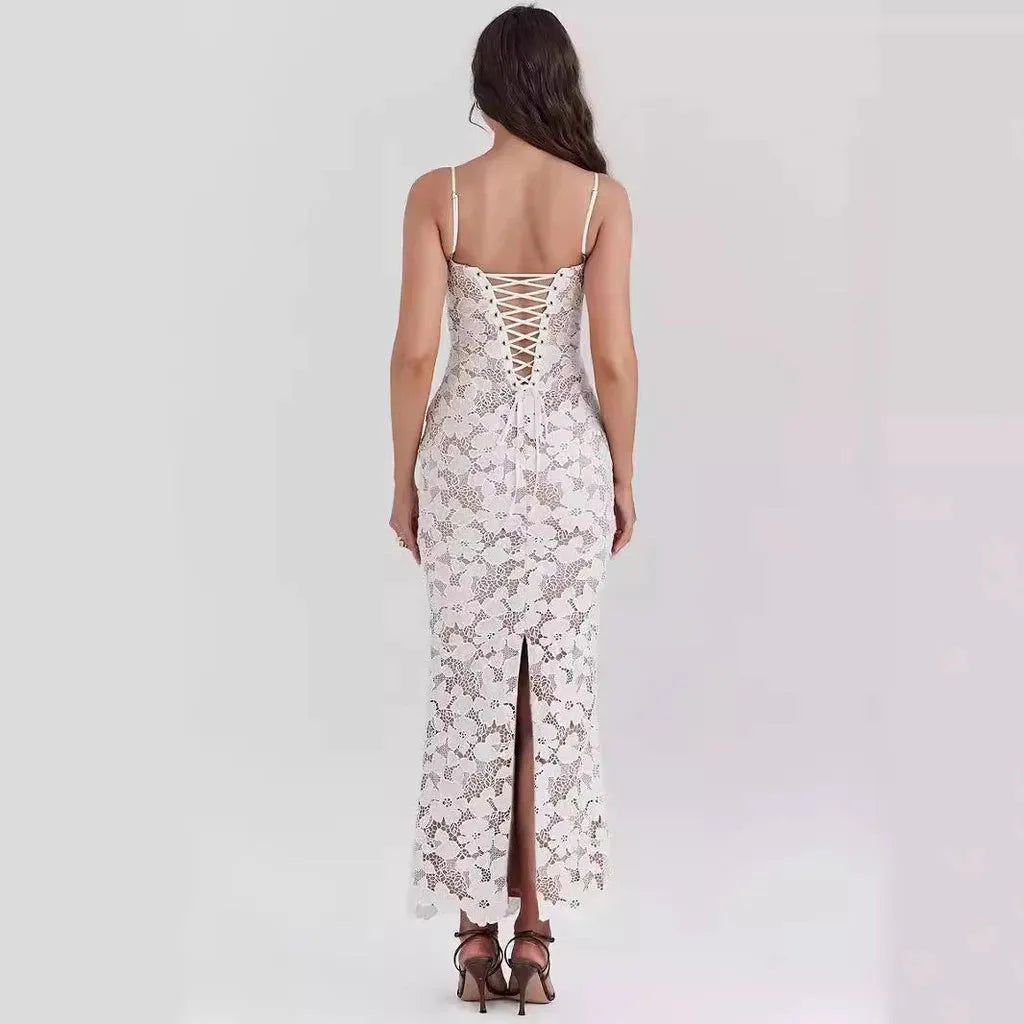 Vestido de Encaje Blanco Ajustado para Boda Civil – Sophia