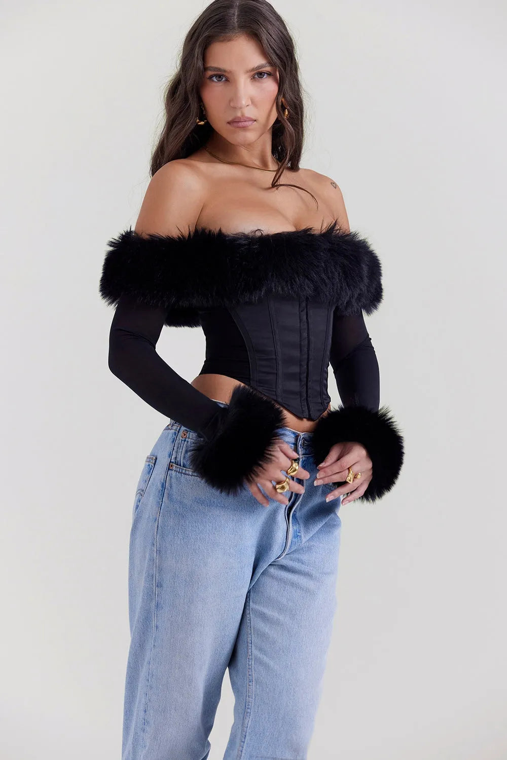 Corset Negro con Mangas Largas Elegante – Modelo Ryana