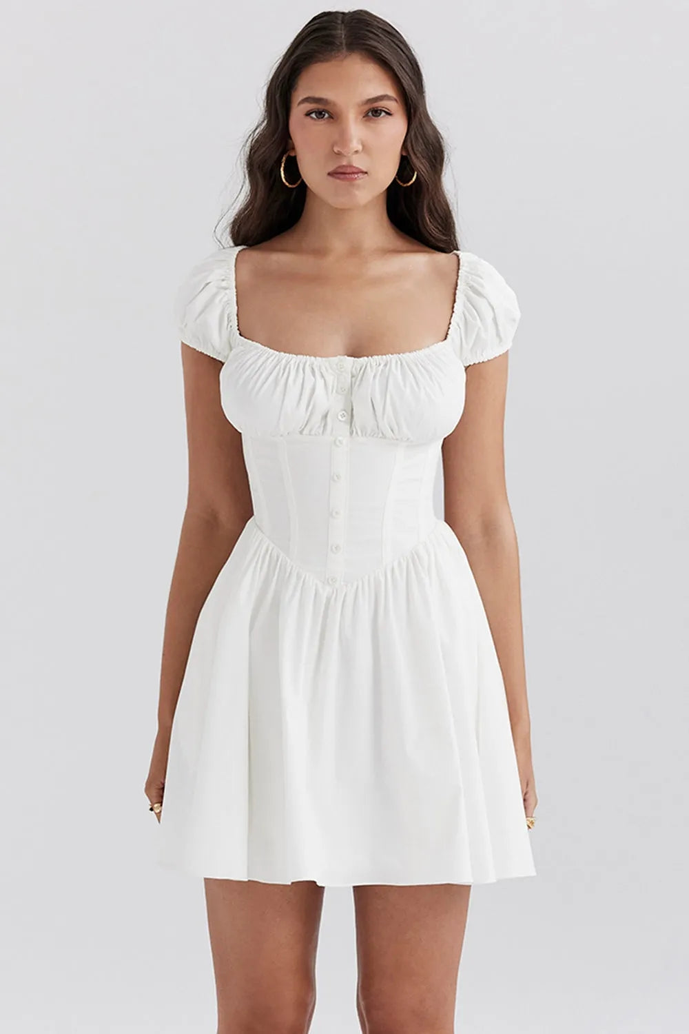 Vestido corto sencillo – Modelo Gabriela